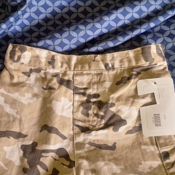 camo shorts  baby togs kidswear 6 to 9 months - Picture 3 of 7